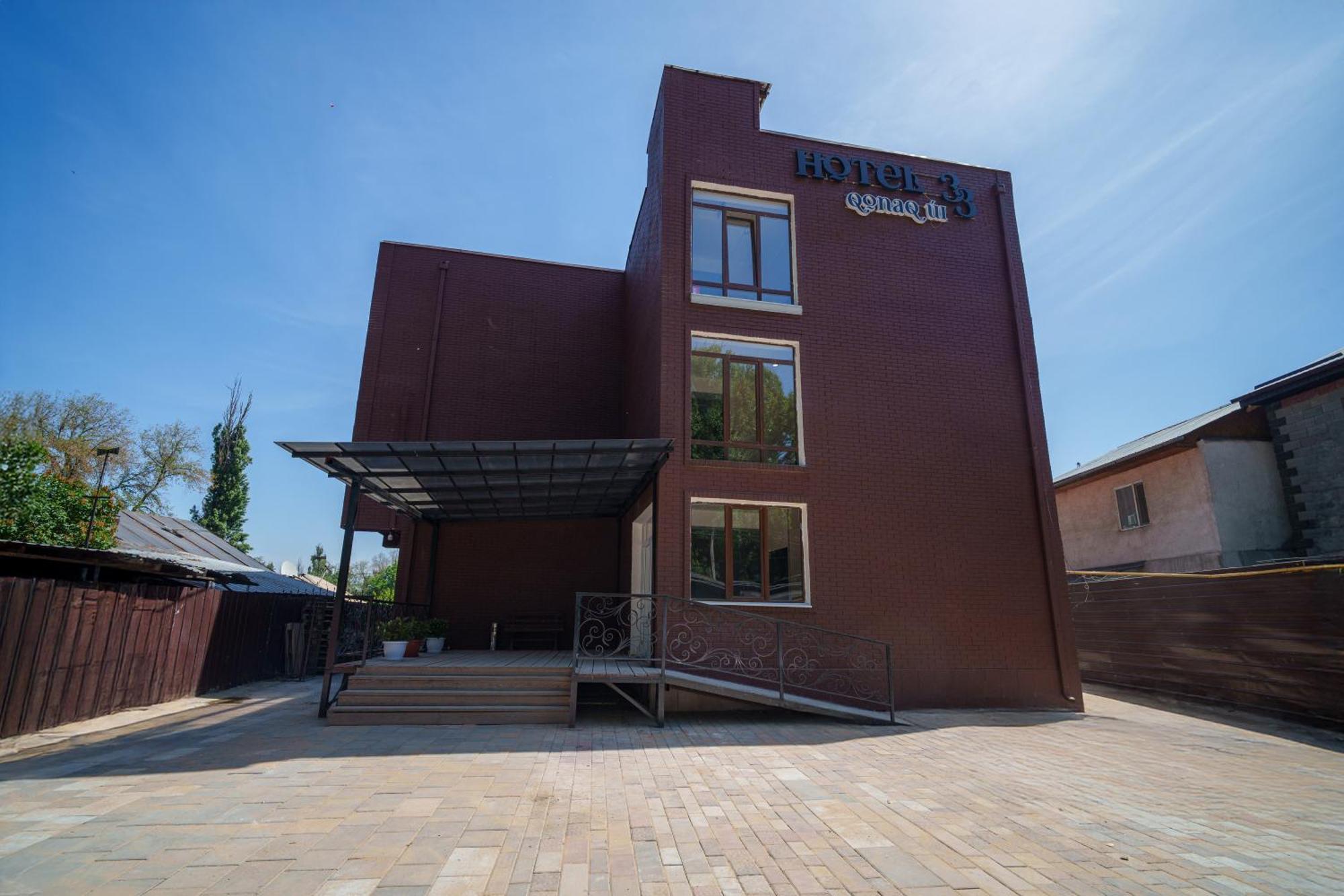 Hotel 33 Almaty Exterior foto